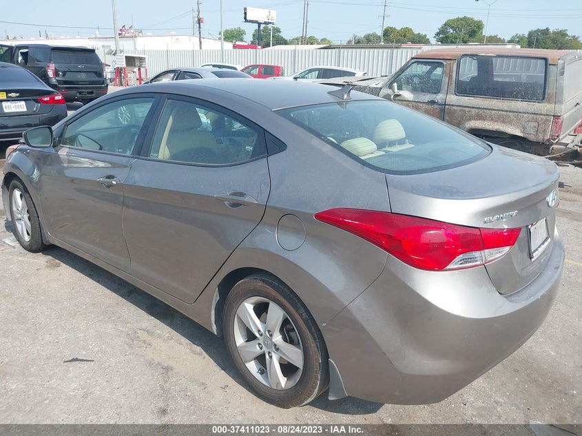 2013 HYUNDAI ELANTRA VIN: 5NPDH4AE9DH186139