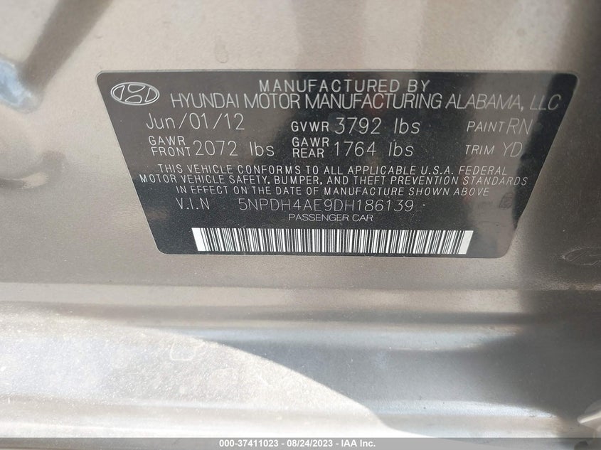 2013 HYUNDAI ELANTRA VIN: 5NPDH4AE9DH186139