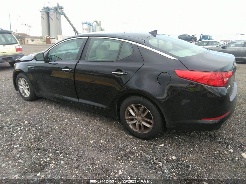 5XXGM4A72DG133725 2013 Kia Optima Lx