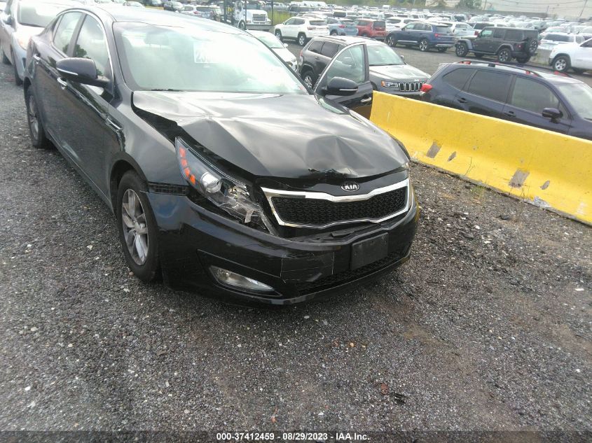 5XXGM4A72DG133725 2013 Kia Optima Lx