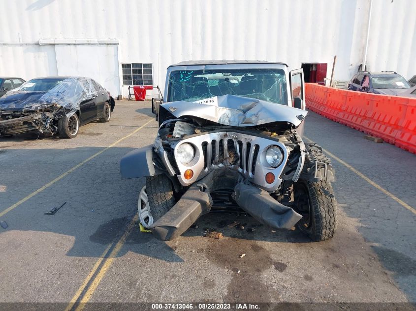 1C4AJWAGXDL706669 2013 Jeep Wrangler Sport