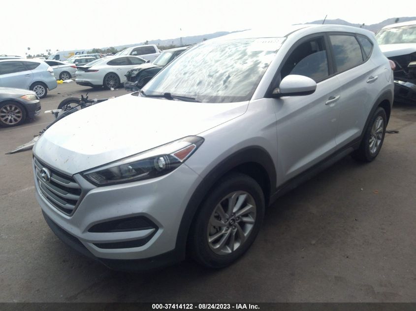 KM8J23A49HU570015 2017 Hyundai Tucson Se