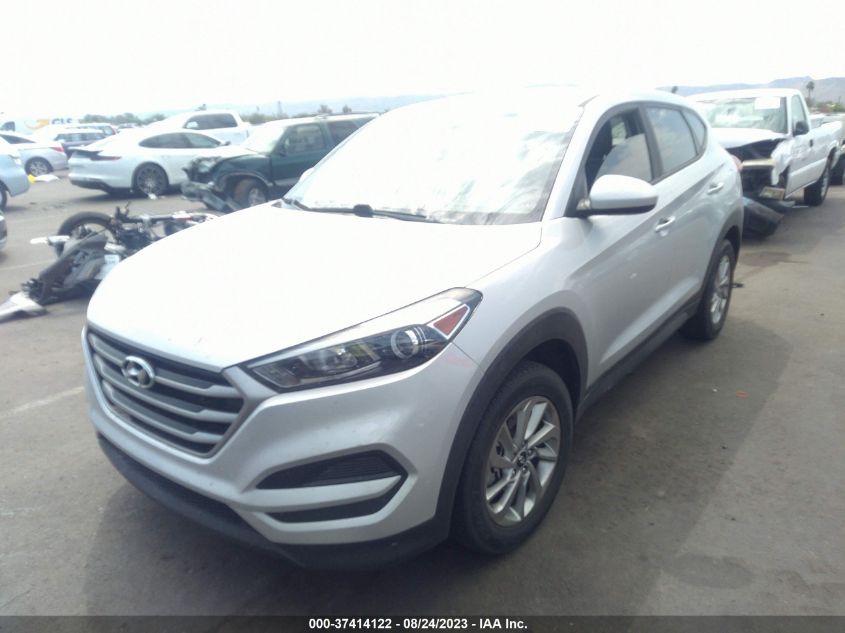 KM8J23A49HU570015 2017 Hyundai Tucson Se