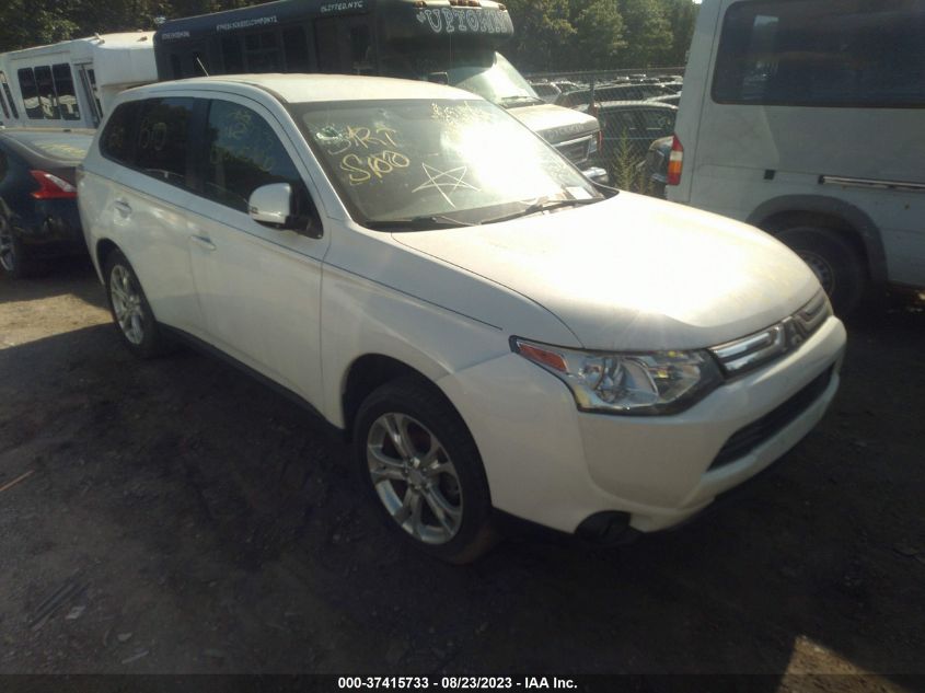 JA4AD3A37EZ011951 2014 Mitsubishi Outlander Se