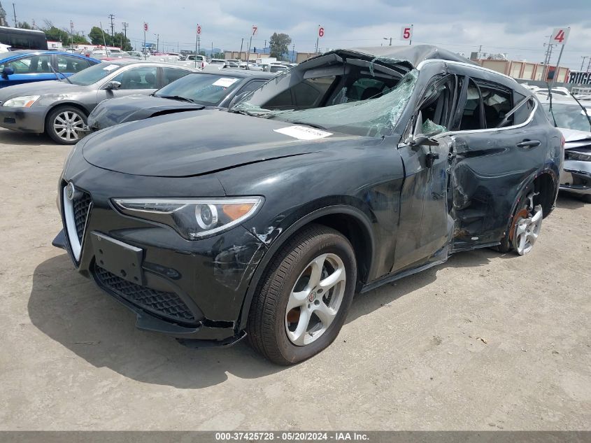VIN ZASPAJAN5L7C92470 2020 ALFA ROMEO STELVIO RWD