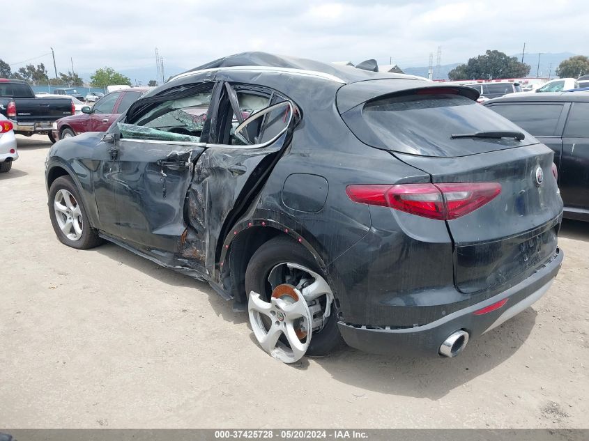 VIN ZASPAJAN5L7C92470 2020 ALFA ROMEO STELVIO RWD