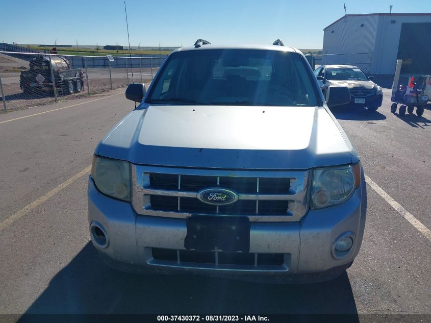 1FMCU0D77AKB51394 2010 Ford Escape Xlt