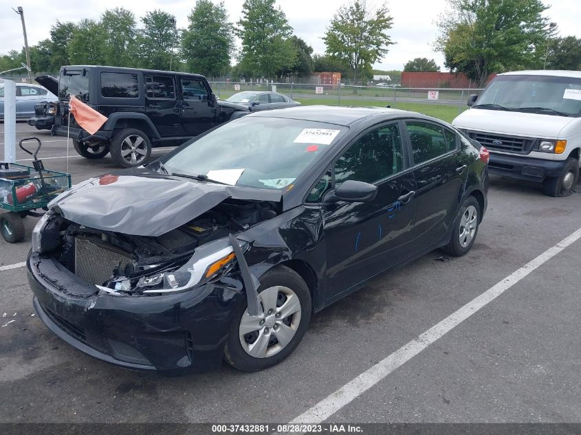 2017 Kia Forte Lx VIN: 3KPFK4A70HE040220 Lot: 37432881