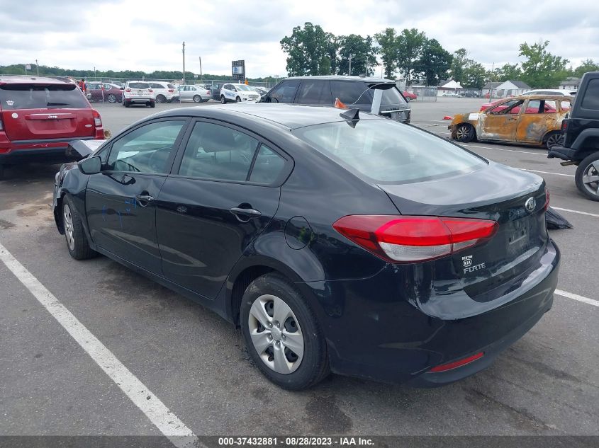 2017 Kia Forte Lx VIN: 3KPFK4A70HE040220 Lot: 37432881