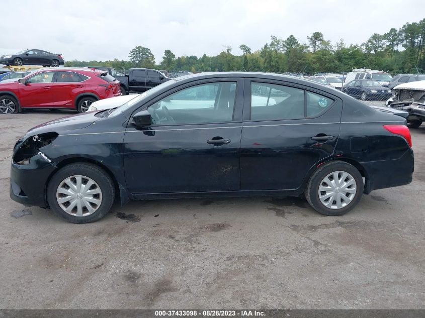 2017 Nissan Versa 1.6 S+ VIN: 3N1CN7AP5HL832082 Lot: 37433098