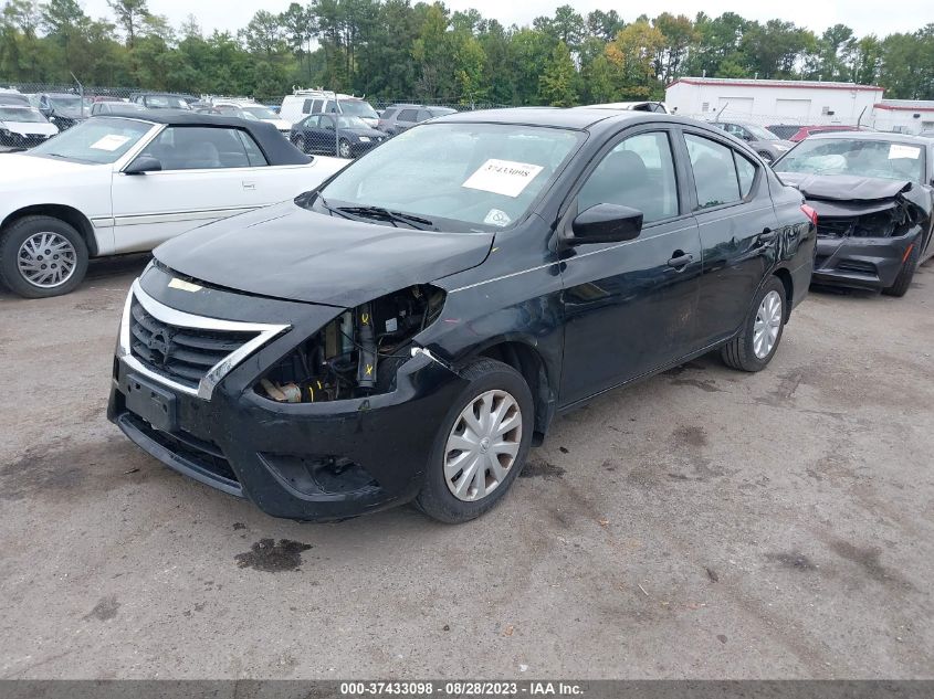 3N1CN7AP5HL832082 2017 Nissan Versa 1.6 S+