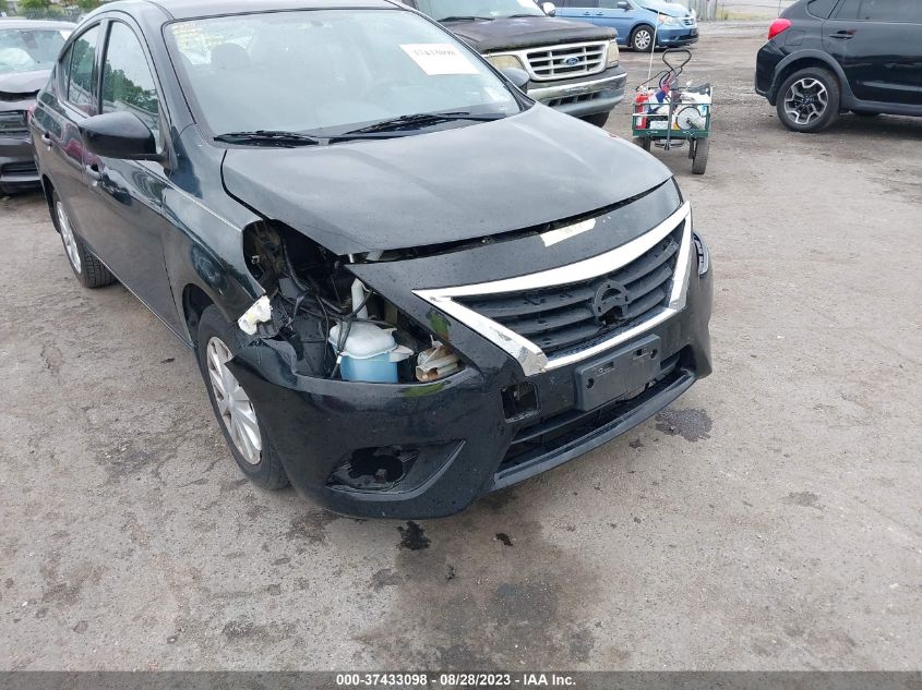 2017 Nissan Versa 1.6 S+ VIN: 3N1CN7AP5HL832082 Lot: 37433098