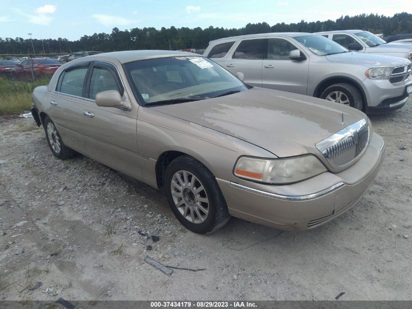 1LNHM81V97Y626203 2007 Lincoln Town Car Signature