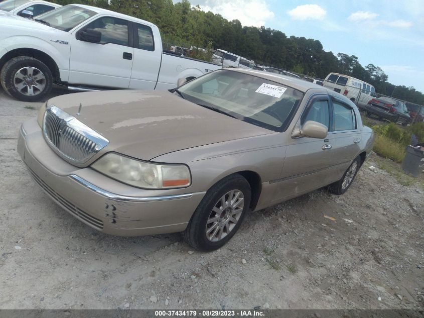 1LNHM81V97Y626203 2007 Lincoln Town Car Signature