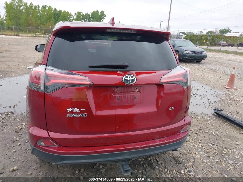 2T3ZFREV1JW491061 2018 Toyota Rav4 Le