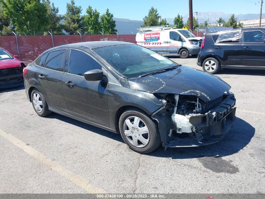 2014 Ford Focus S VIN: 1FADP3E26EL220327 Lot: 37438100