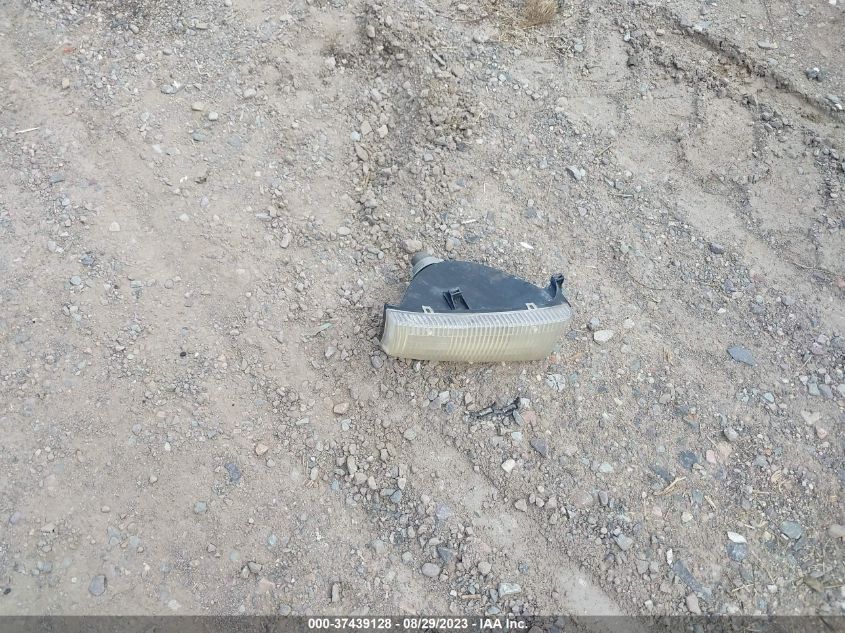 1B4HS28N7YF181662 2000 Dodge Durango