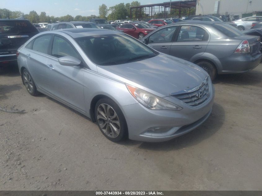 5NPEC4AB8DH638879 2013 Hyundai Sonata Se 2.0T