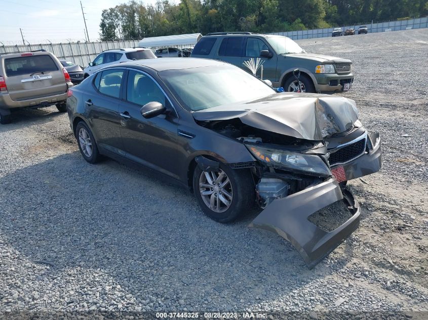 5XXGM4A71DG211380 2013 Kia Optima Lx