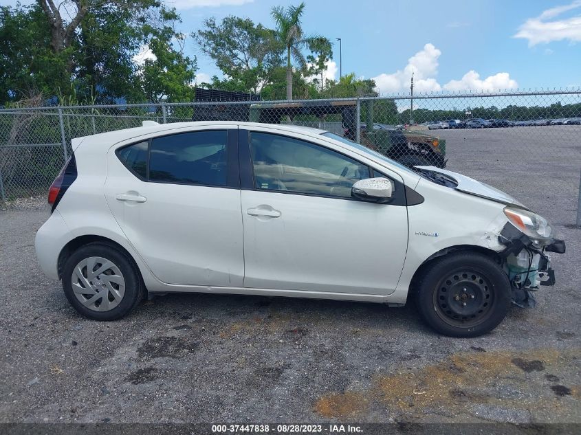 JTDKDTB38G1135608 2016 Toyota Prius C One