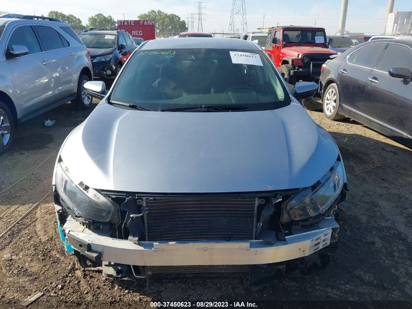 2HGFC2F62KH557310 2019 Honda Civic Lx