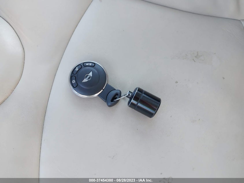 2014 MINI CLUBMAN COOPER - WMWZF3C59ET493288