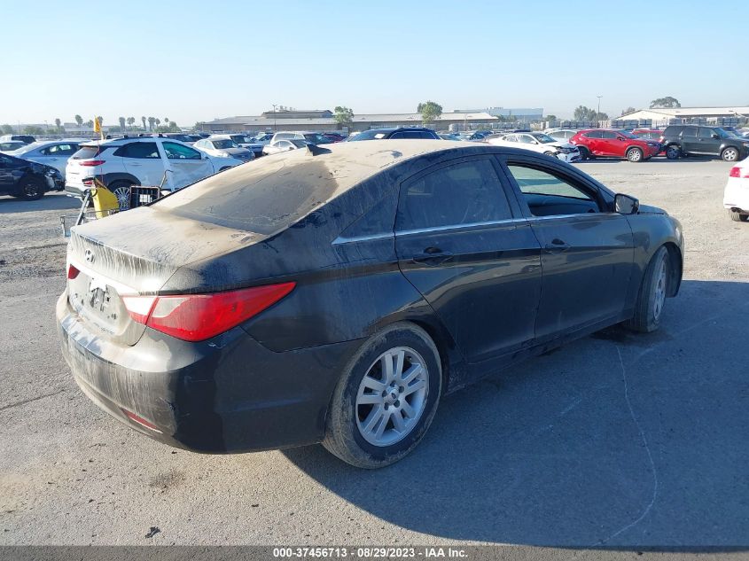 5NPEB4AC7DH623771 2013 Hyundai Sonata Gls