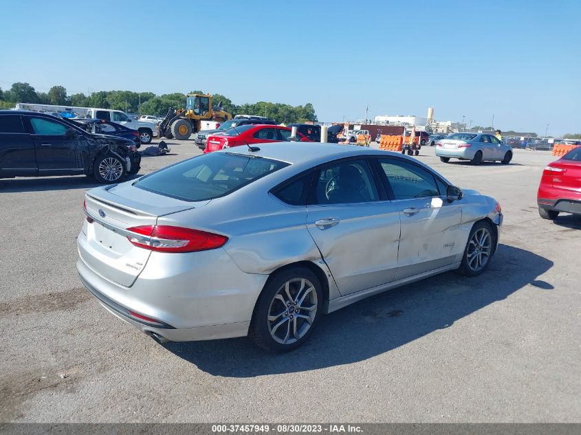 3FA6P0LU2HR232587 2017 Ford Fusion Hybrid Se