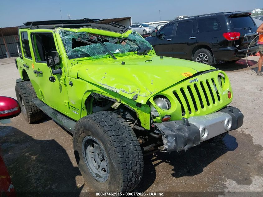 1C4BJWEG0DL547062 2013 Jeep Wrangler Unlimited Sahara