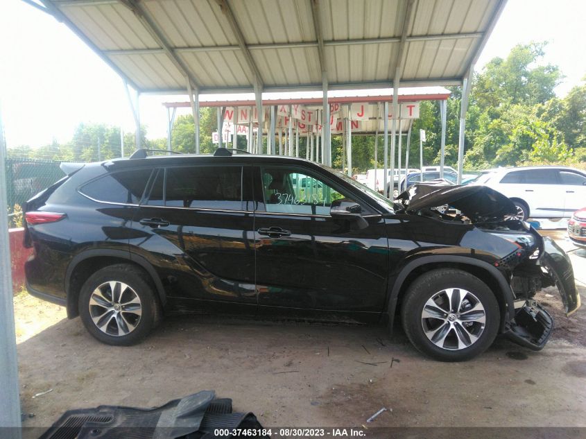 2022 Toyota Highlander Xle VIN: 5TDHZRBHXNS585142 Lot: 37463184