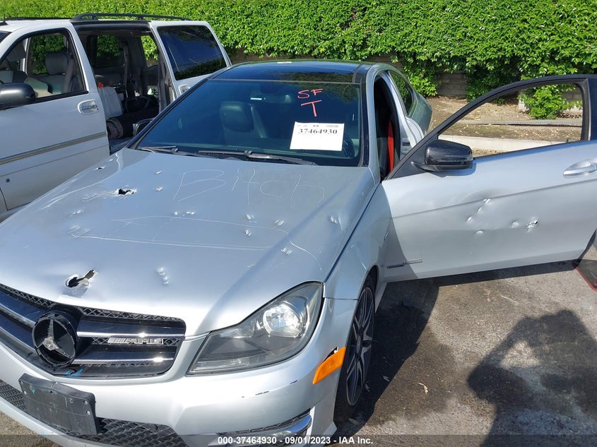 2013 MERCEDES-BENZ C 250 - WDDGJ4HB6DG039736