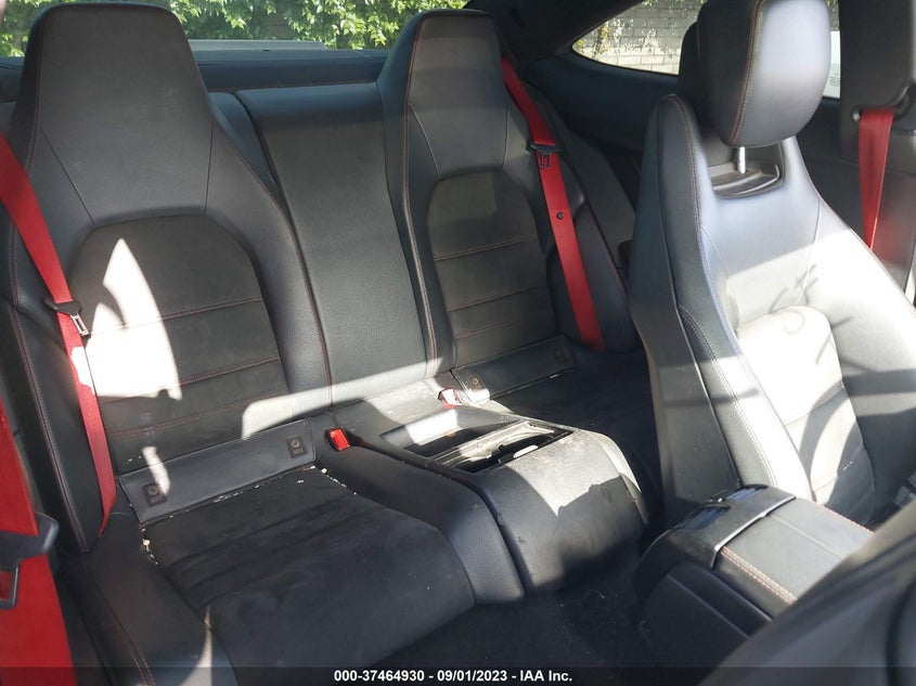 2013 MERCEDES-BENZ C 250 WDDGJ4HB6DG039736