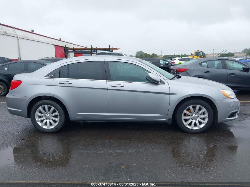 2013 Chrysler 200 Touring VIN: 1C3CCBBB8DN672772 Lot: 37475914