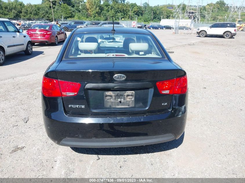 2013 Kia Forte Ex VIN: KNAFU4A21D5675741 Lot: 39773299