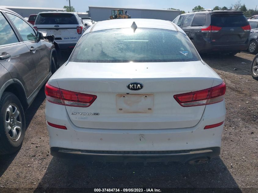 5XXGT4L38LG444183 2020 Kia Optima Lx