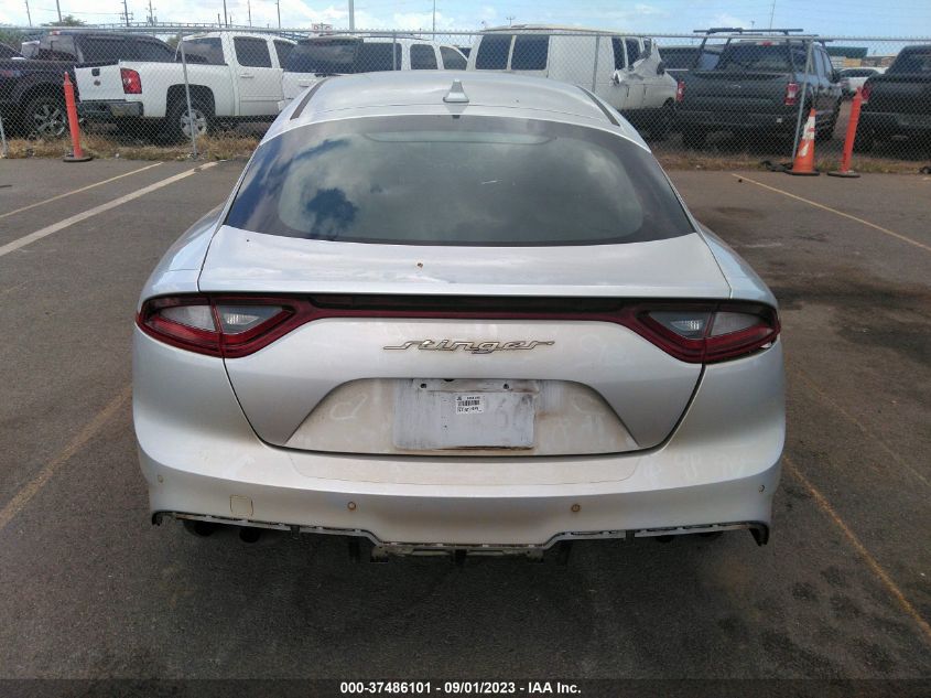 KNAE35LCXJ6029663 2018 Kia Stinger Gt