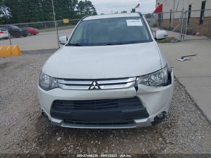 JA4AD3A30FZ013333 2015 Mitsubishi Outlander Se