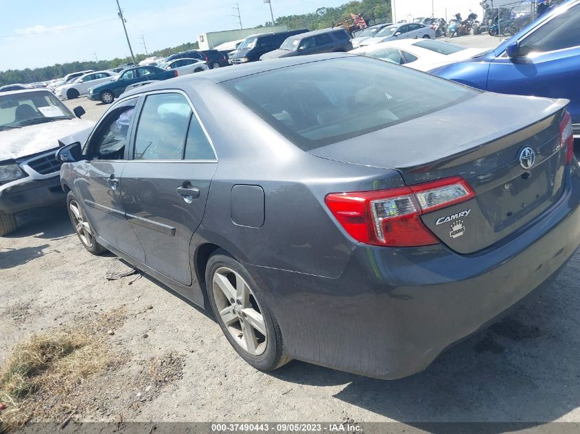 4T1BF1FK8EU306476 2014 Toyota Camry Se