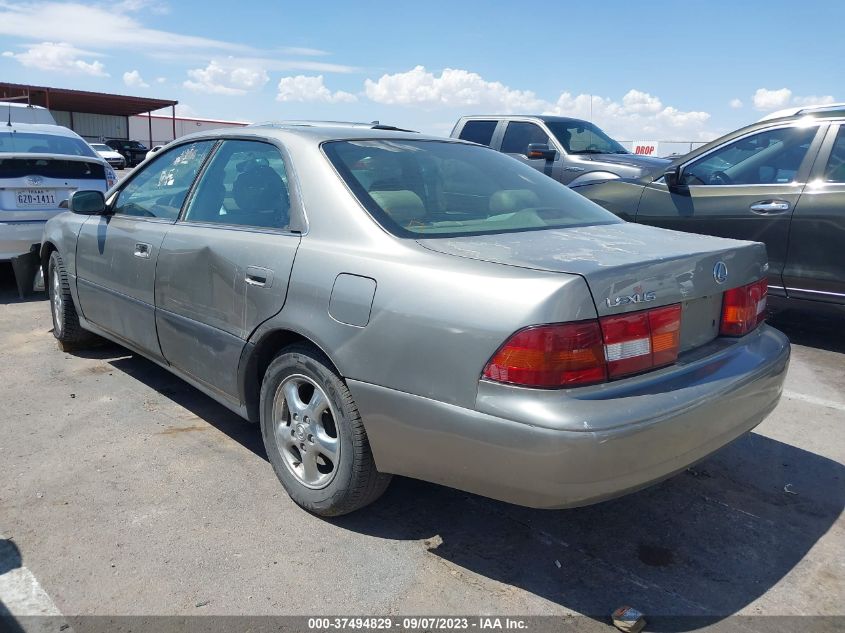 1997 Lexus Es 300 Luxury Sport Sdn Base (A4) VIN: JT8BF22GXV0065165 Lot: 37494829