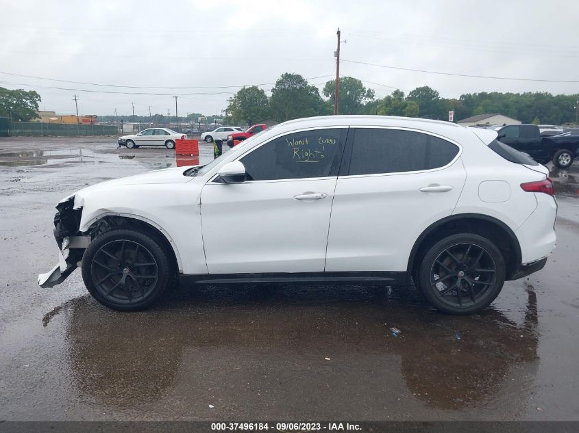 2018 Alfa Romeo Stelvio Awd VIN: ZASFAKANXJ7B93870 Lot: 37496184