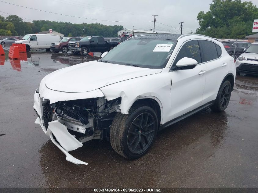 2018 Alfa Romeo Stelvio Awd VIN: ZASFAKANXJ7B93870 Lot: 37496184