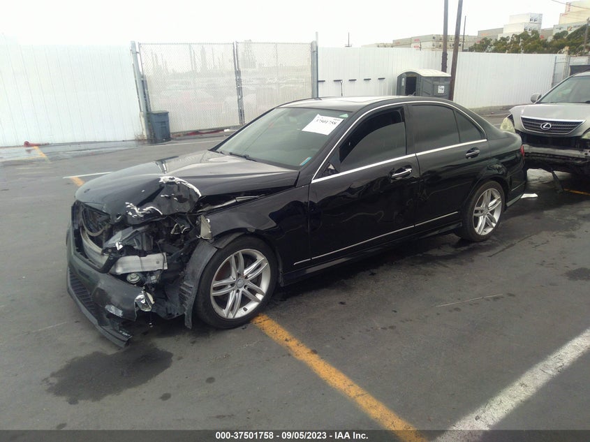 2014 MERCEDES-BENZ C 250 SPORT/LUXURY - WDDGF4HB6ER314514