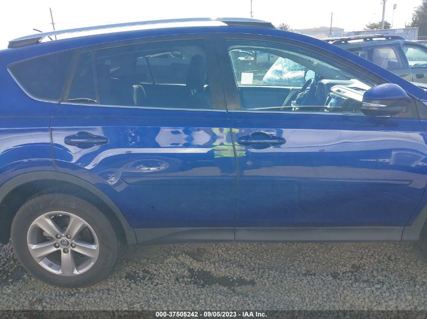 2T3RFREV5FW248697 2015 Toyota Rav4 Xle