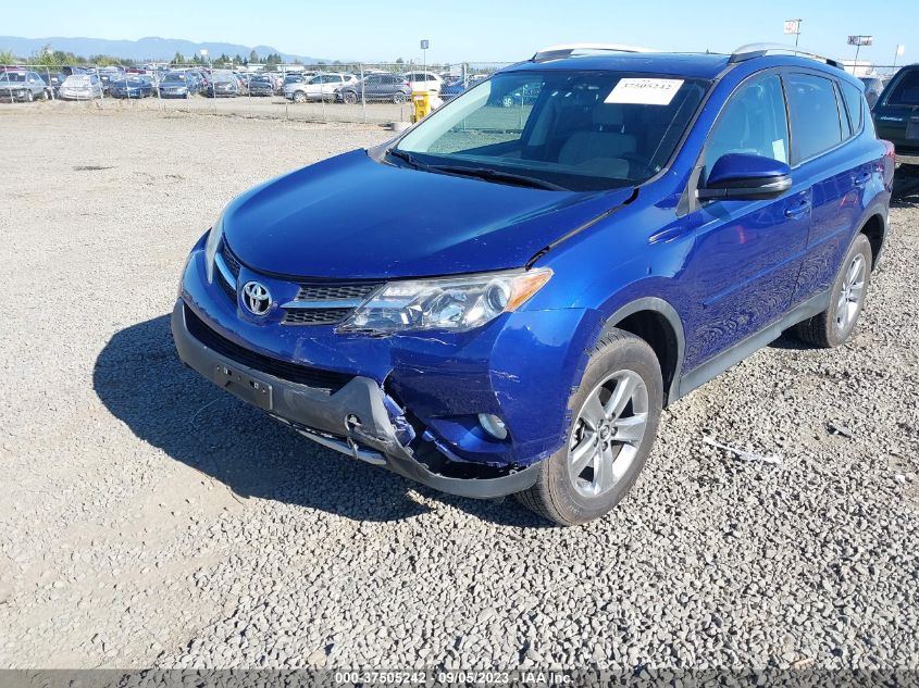 2T3RFREV5FW248697 2015 Toyota Rav4 Xle