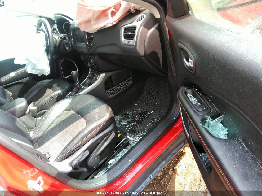 2019 Jeep Compass Latitude 4X4 VIN: 3C4NJDBB6KT630359 Lot: 37517987