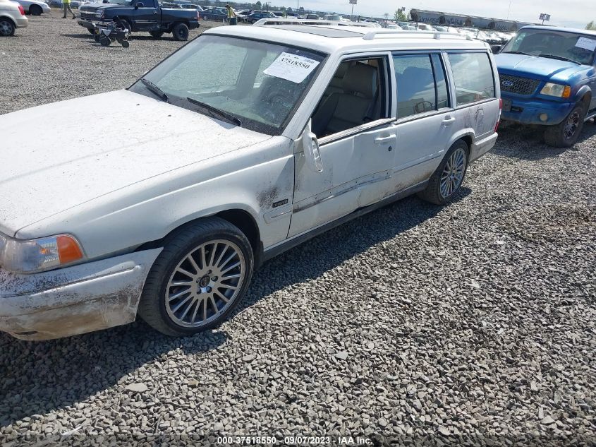 1996 Volvo 960 VIN: YV1KW9605T1032440 Lot: 37518550