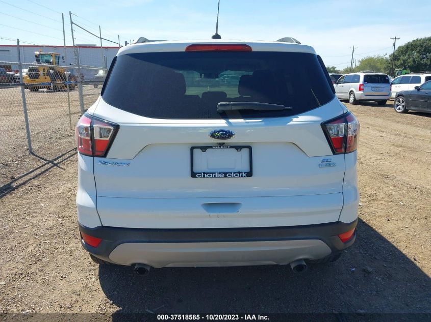 1FMCU0GD4JUA73520 2018 Ford Escape Se