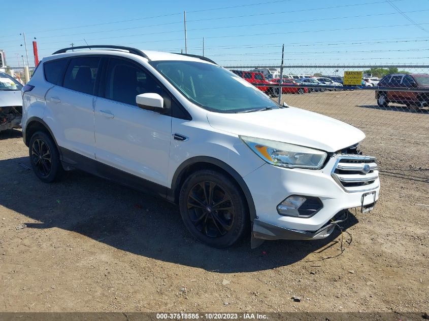 1FMCU0GD4JUA73520 2018 Ford Escape Se