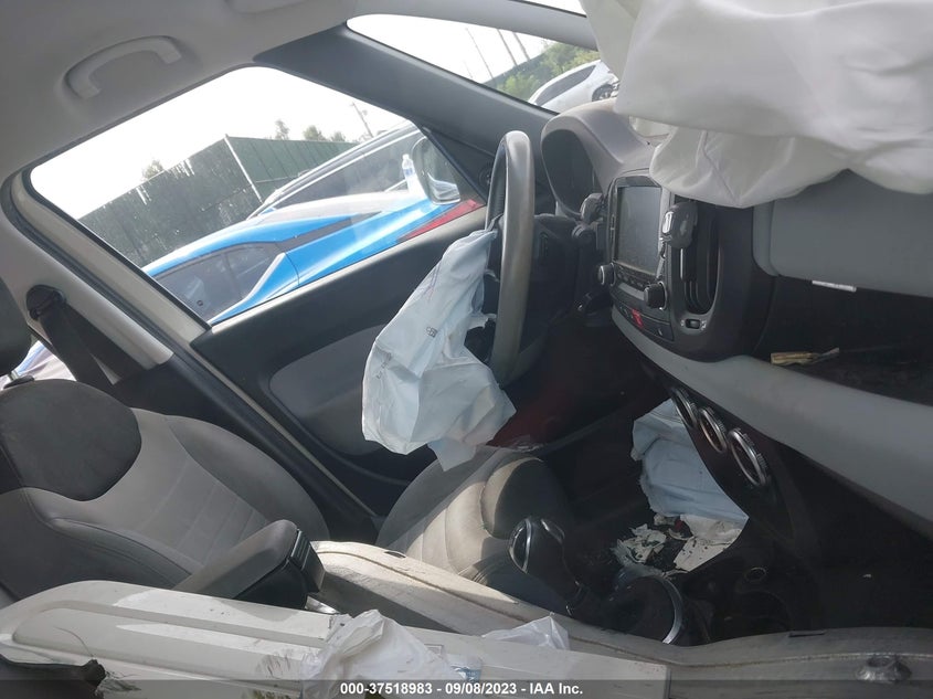 2014 Fiat 500L Easy VIN: ZFBCFABH8EZ016067 Lot: 37518983