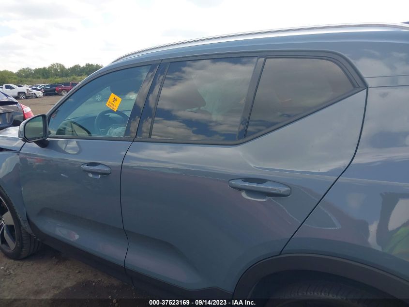 2020 Volvo Xc40 Momentum VIN: YV4162UK2L2339391 Lot: 37523169